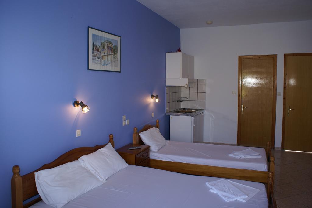 Andrianna Apartments Ammoudia Habitación foto